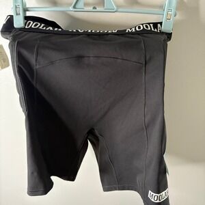 MOOLAH Women's XL Basketball Compression Shorts Padded‎ Protective Black NWT
